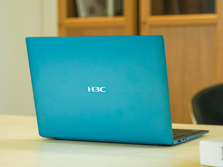 极致轻薄 彰显中式商务美学 H3CBook Ultra 14T笔记本深度评测